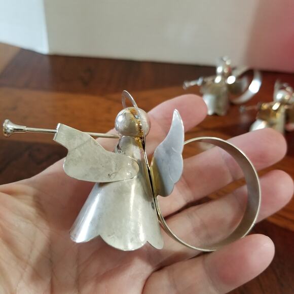 Twelve Regal silver plated style 8516.1 angel napkin holders - Picture 10 of 16